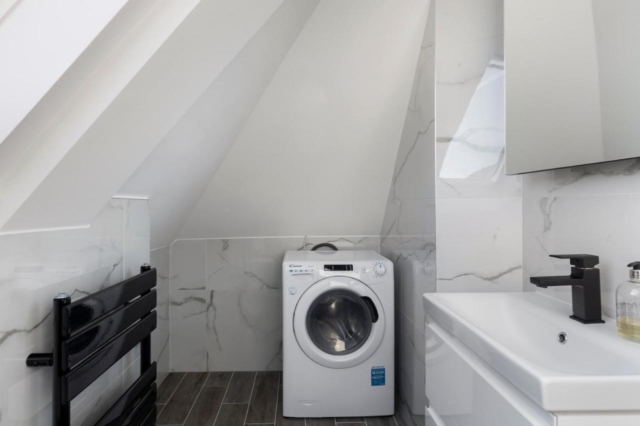 Flat 5 - Star London Vivian Lane 2-Bed Residence The Hyde Экстерьер фото